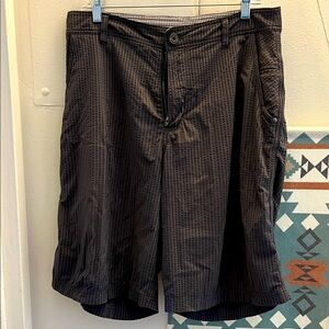 Lululemon Men's houndstooth 5 pocket Shorts sz 36 (9” inseam) 🏌️